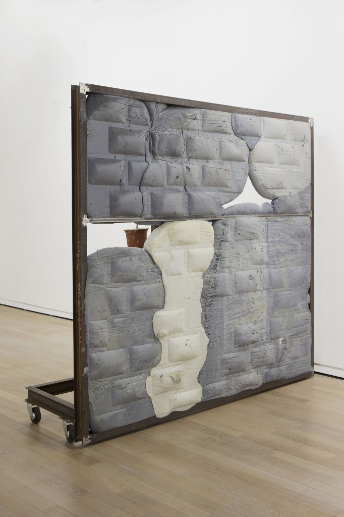 Neil Beloufa, galerie  Mendes Wood, GDM