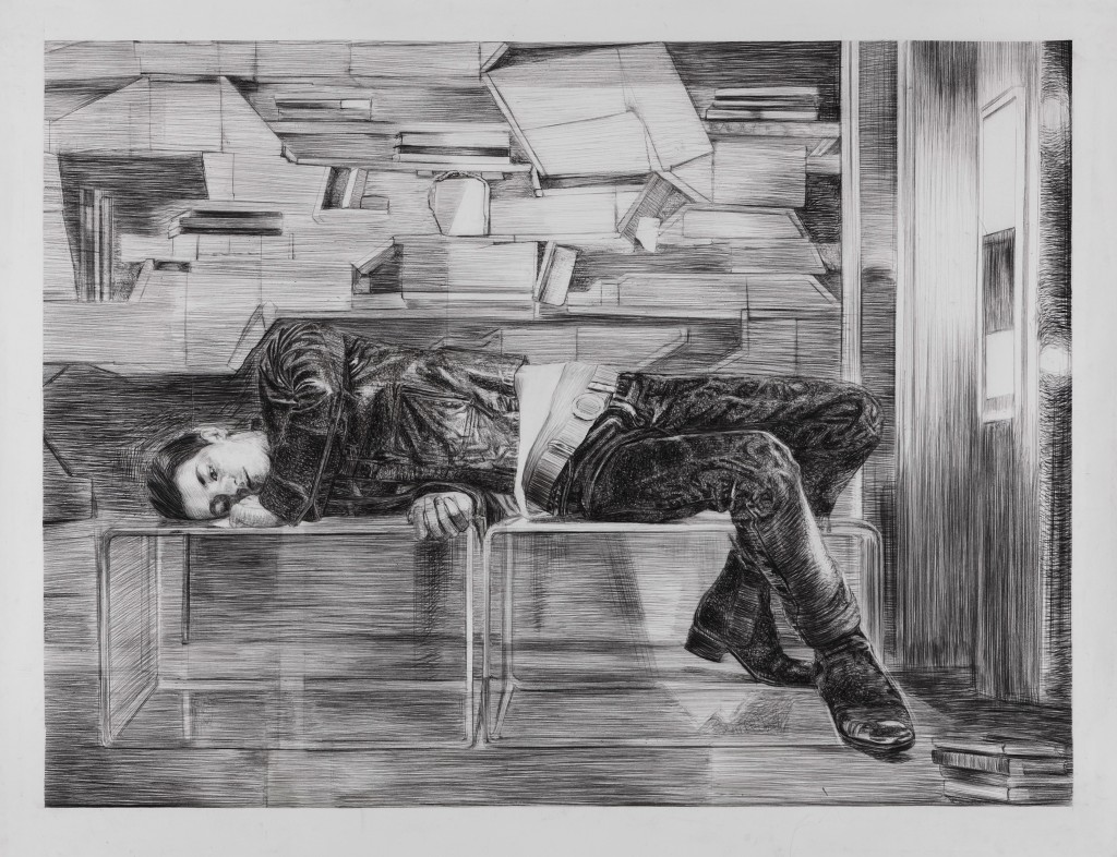Iris Levasseur, Betty Bibliothèque, 2014_Fusain et graphite sur papier, 114 x 146 cm © Iris Levasseur - galerie Odile Ouizeman